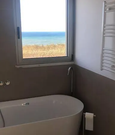 Amazing Sea View House * 劳林哈